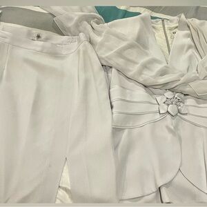 Elegant off-white evening skirted suit set